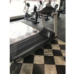Precor 9.45i Treadmill Precor 9.45i Treadmill